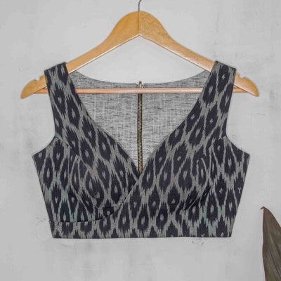 Black and Grey Alat Palat