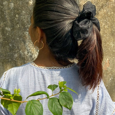 Black truffle ( Scrunchies )