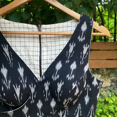Black White Checkered Alat Palat