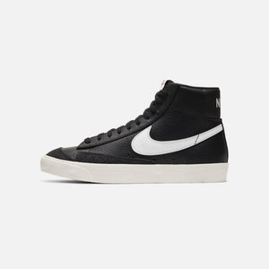 Nike | BLAZER MID '77 VINTAGE