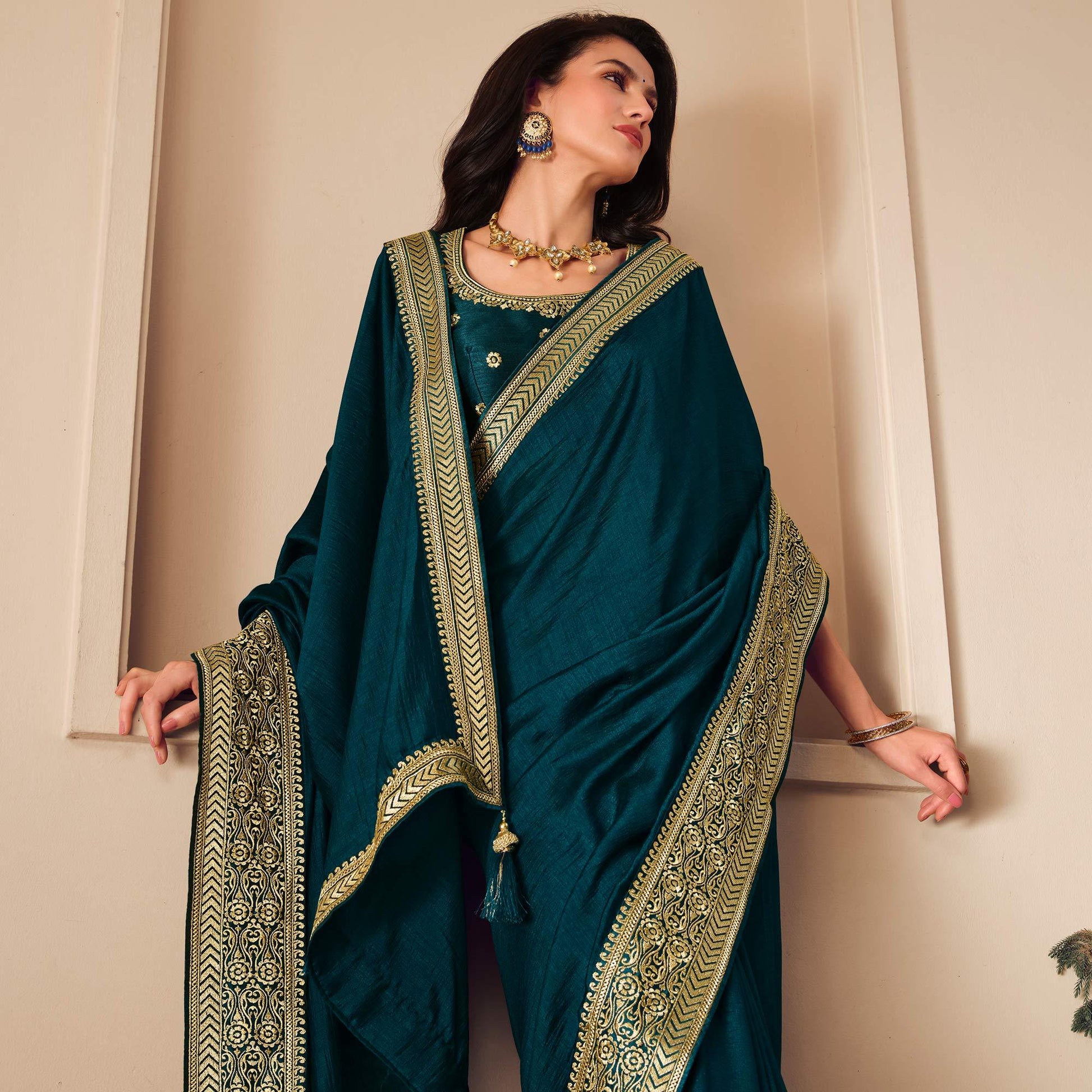 Blue Solid Vichitra Silk Saree With Tassels