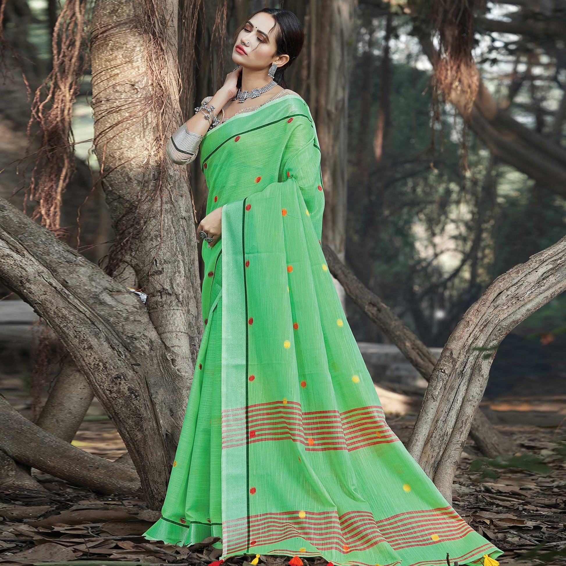 Breathtaking Green Colored Festive Wear Printed Linen Saree