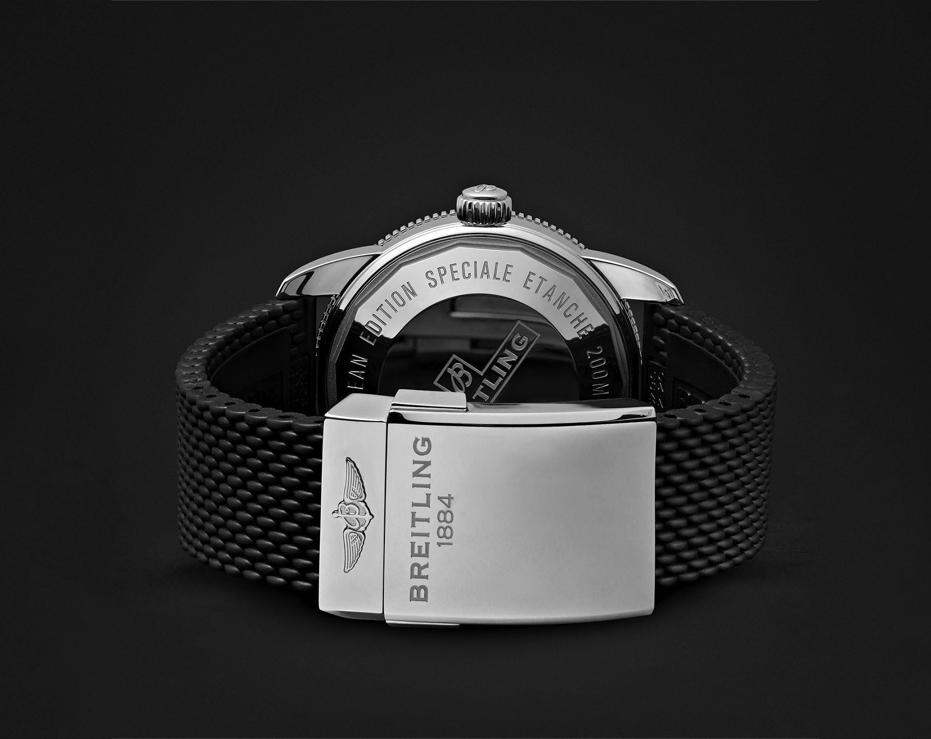 Breitling Superocean Heritage B20 Black Dial Men 42mm
