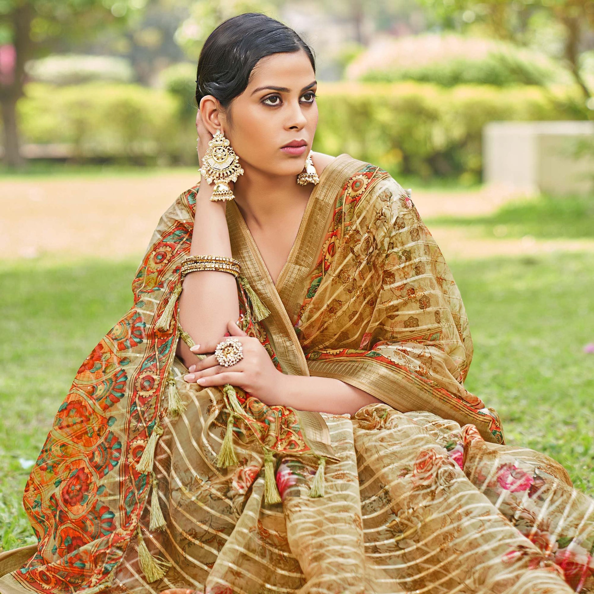 Brown Floral Digital Printed With Sequins Linen Saree