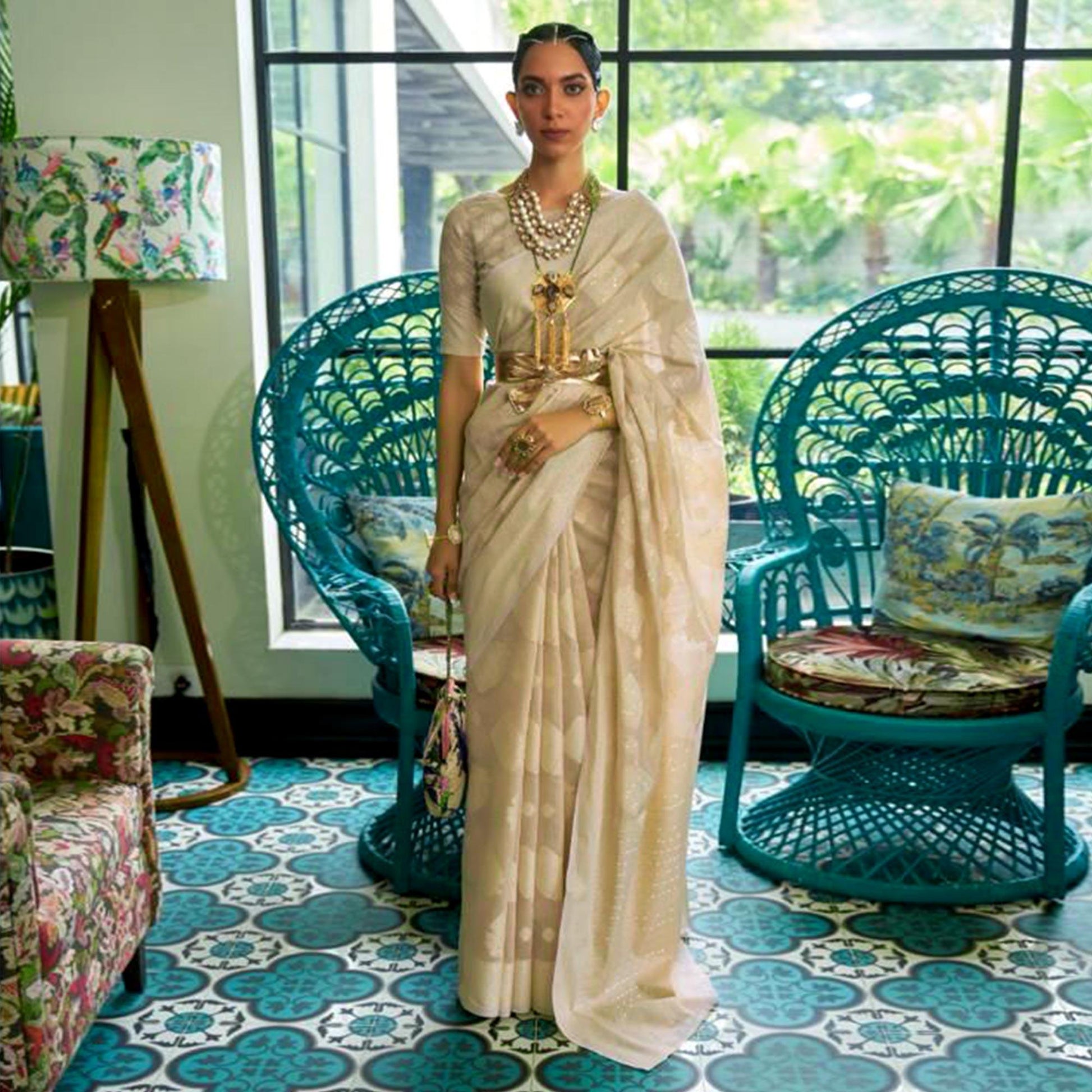 Brown Woven-Sequins Handloom Silk Saree