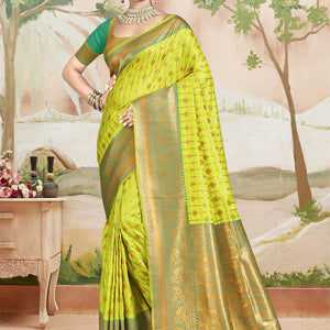 Green Silk Saree With Blouse Piece