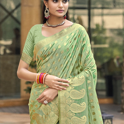 Green Silk Saree With Blouse Piece