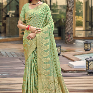 Green Silk Saree With Blouse Piece