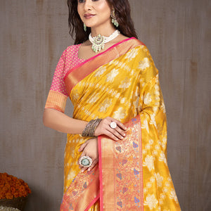 Yellow Silk Saree With Blouse Piece