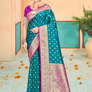 Green Silk Saree With Blouse Piece