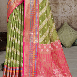 Green Silk Saree With Blouse Piece