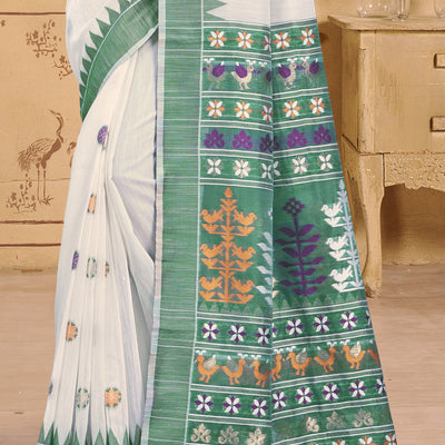 Cream Cotton Saree With Blouse Piece