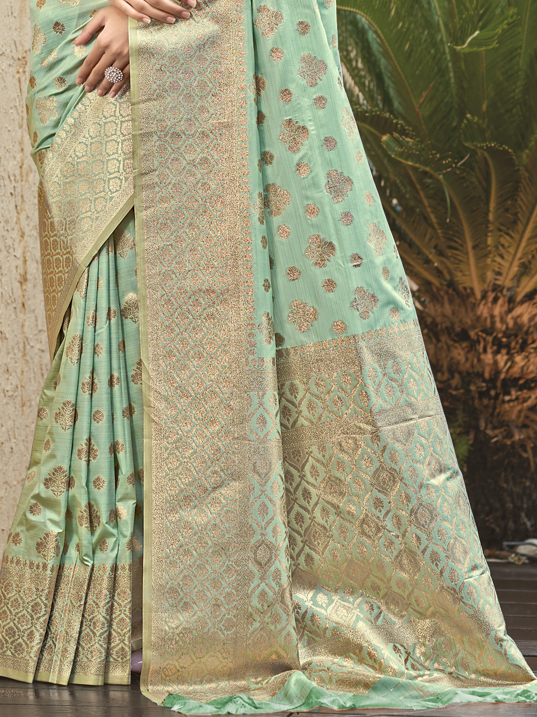 Teal Silk Saree With Blouse Piece