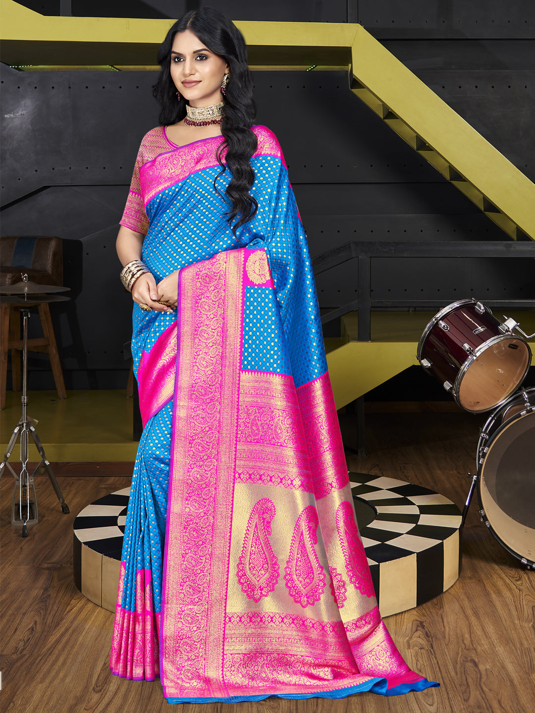 Sky Blue Silk Saree With Blouse Piece