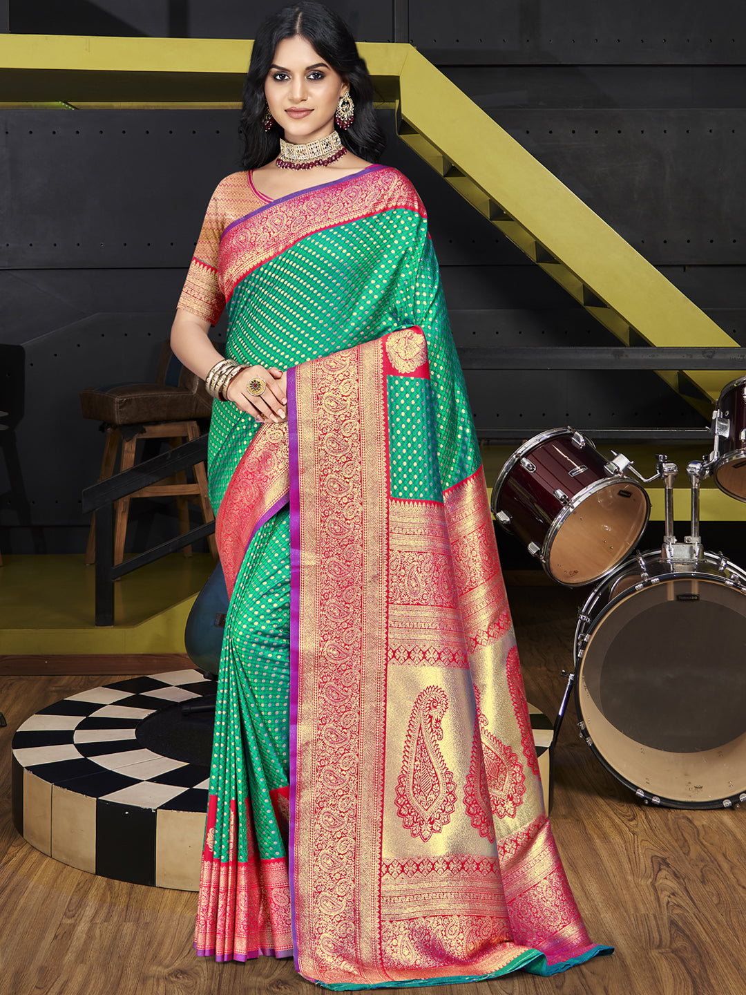 Teal Silk Saree With Blouse Piece