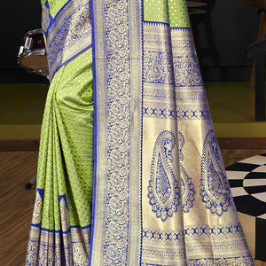 Green Silk Saree With Blouse Piece