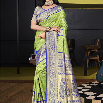 Green Silk Saree With Blouse Piece