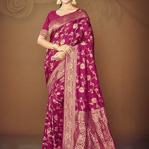 Magenta Silk Saree With Blouse Piece