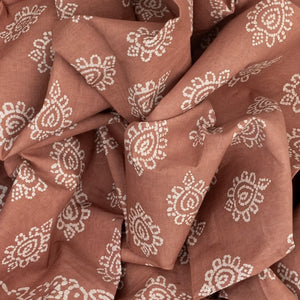 Dusty Pink Sungudi Cotton Saree With Tie & Dye Floral Motifs