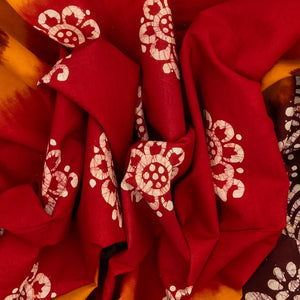 Red  Sungudi  Cotton Saree With Floral Motifs