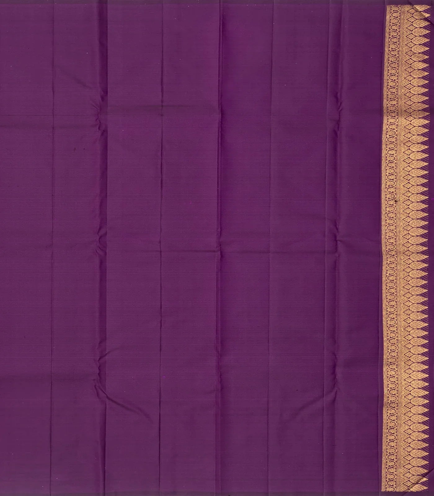 Magenta Handloom Kanchipuram Silk Saree With Butter Fly Buttas