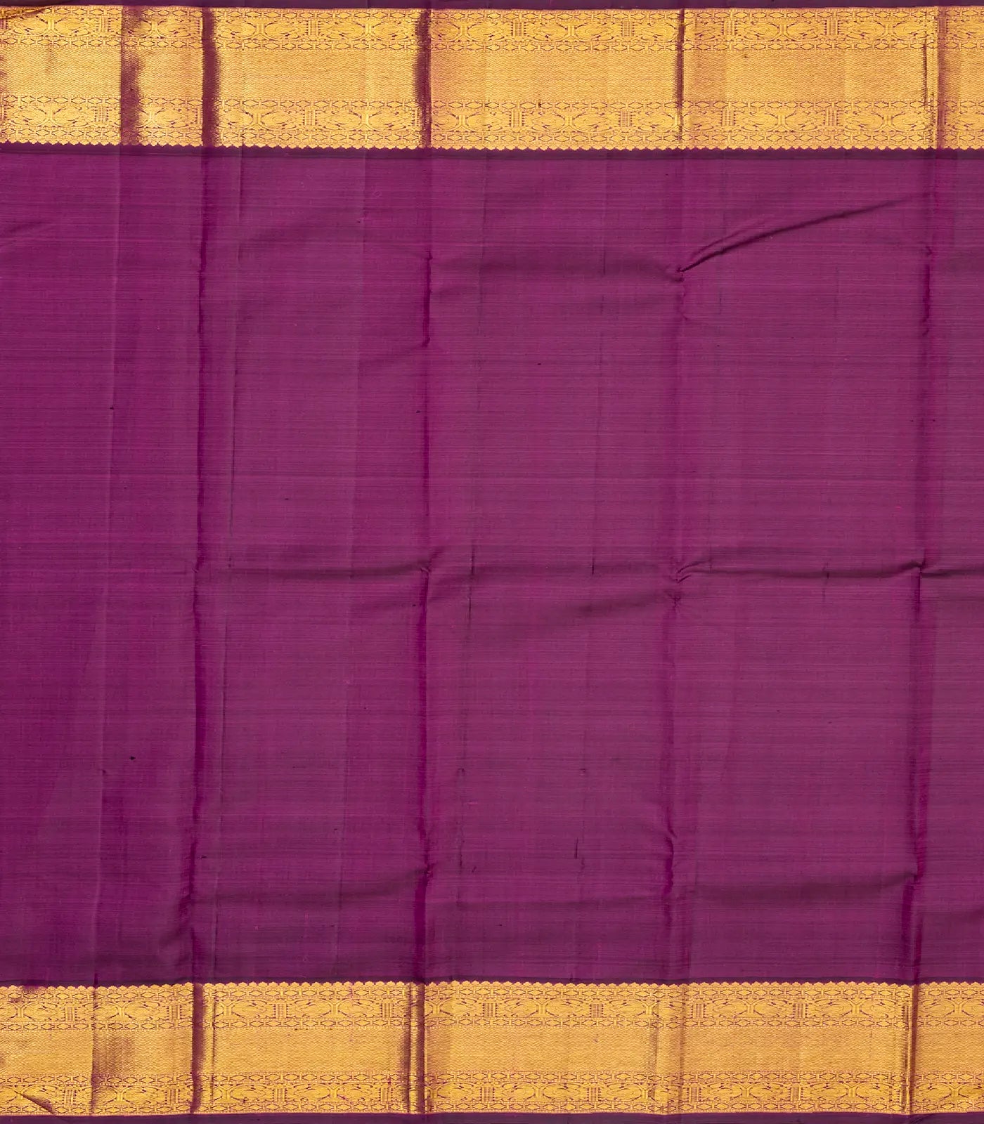 Light Green Handloom Korvai Kanchipuram Silk Saree With Magenta Border