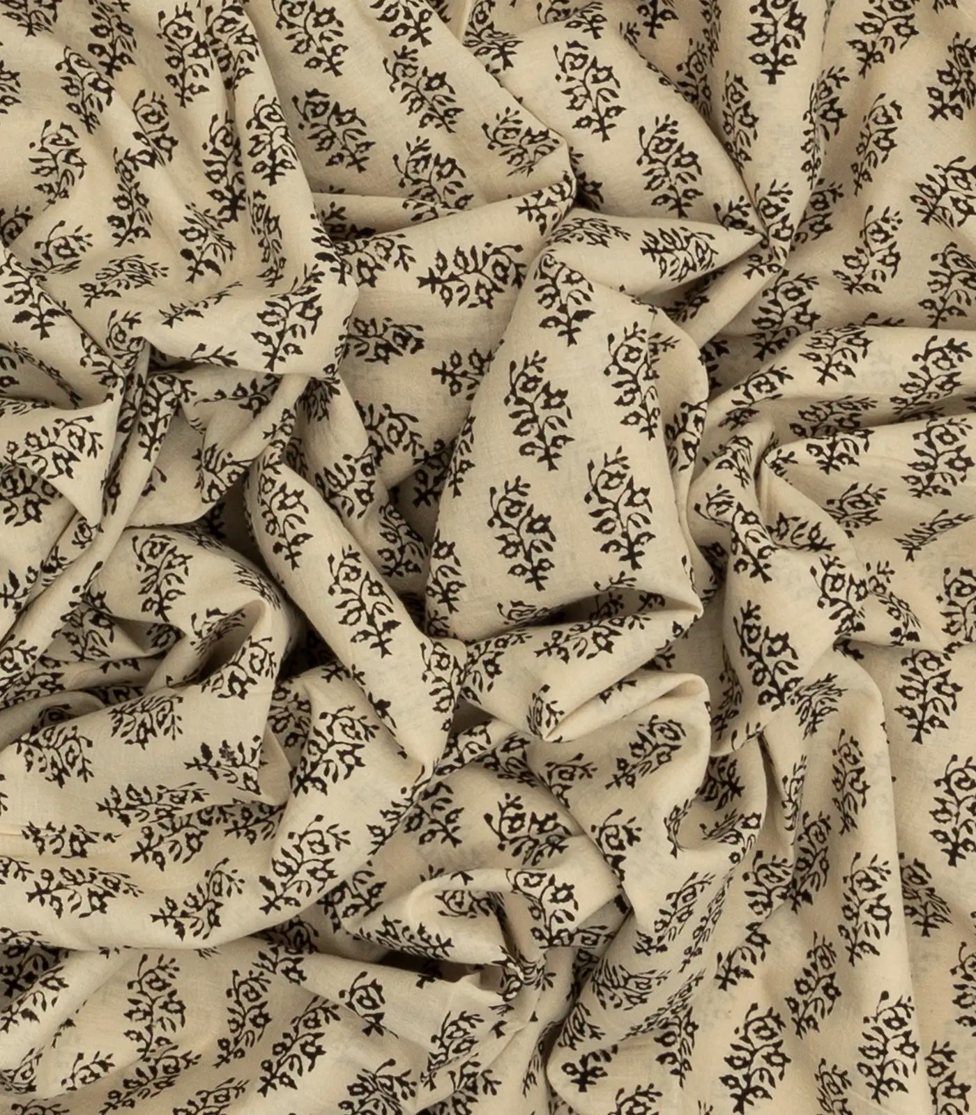 Cream Woven Jaipur Cotton Saree Printed With Floral Motifs