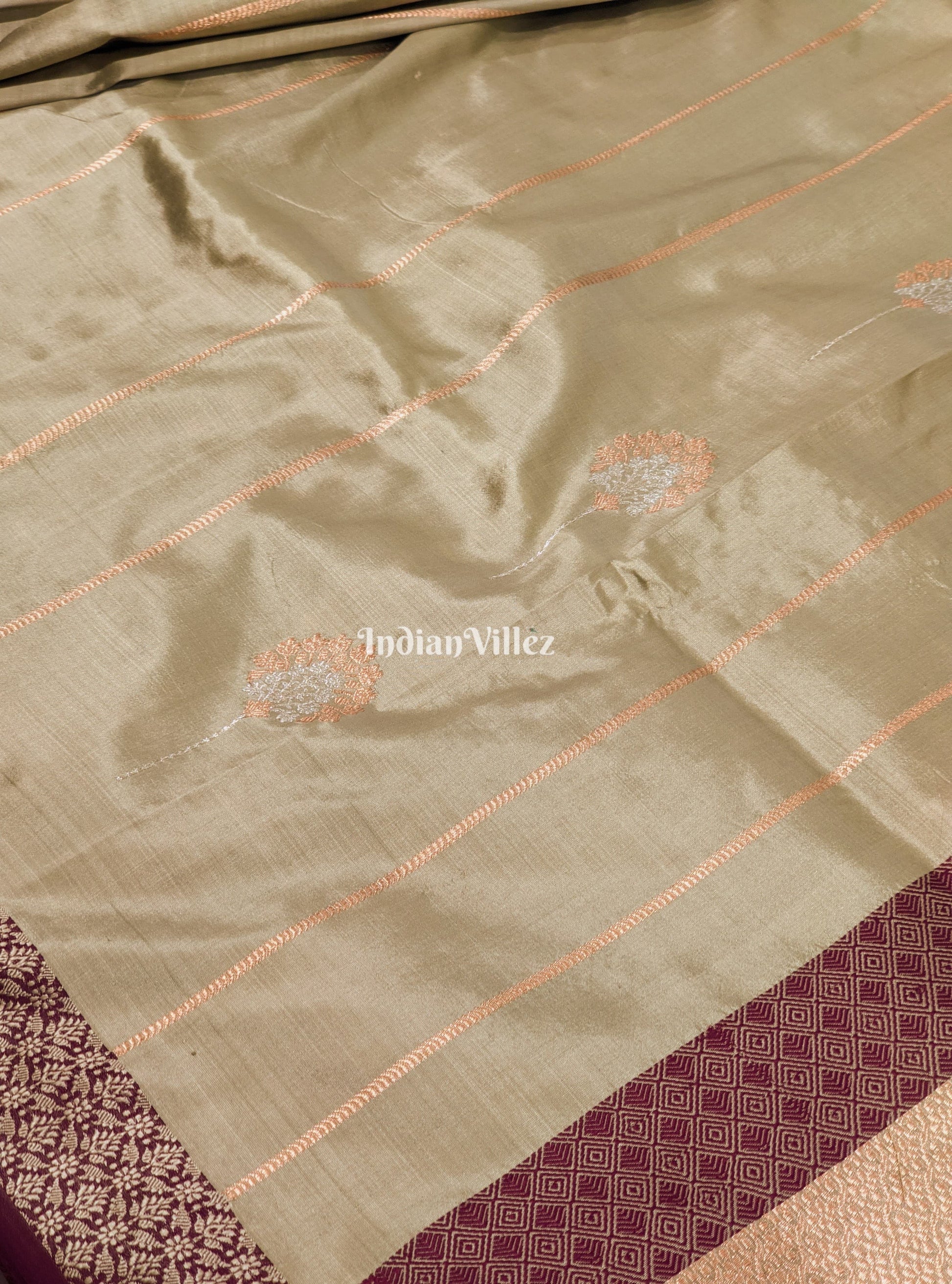 Pista Green Pure Banarasi Katan Silk Saree