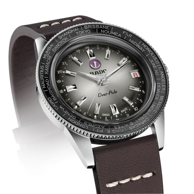 Rado Captain Cook Over-Pole Black Dial Unisex 37MM