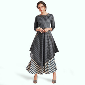 Captivating Gray-Black Colored Partywear Printed Rayon Kurti