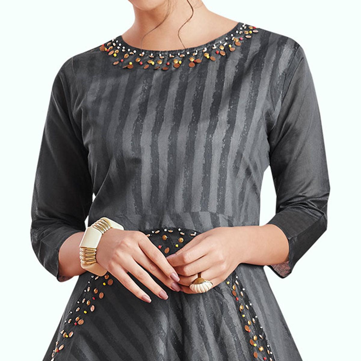 Captivating Gray-Black Colored Partywear Printed Rayon Kurti