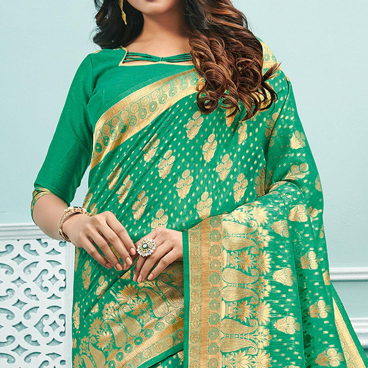 Captivating Green Colored Festive Wear Woven Cotton Handloom Saree