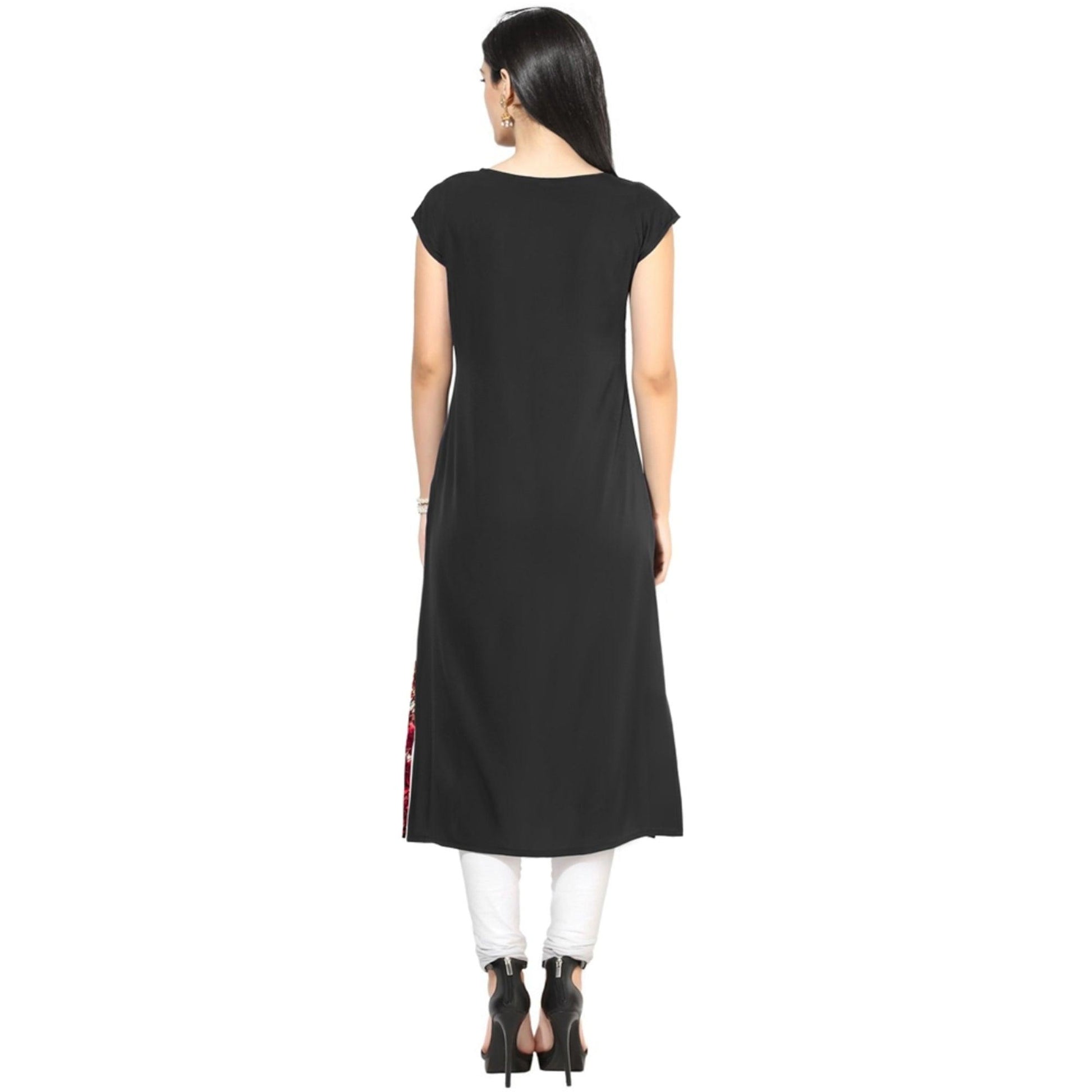 Captivating Light Gray Colored Casual Digital Printed Crepe Kurti
