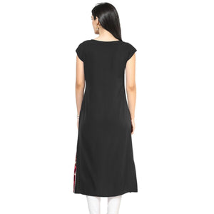 Captivating Light Gray Colored Casual Digital Printed Rayon Kurti