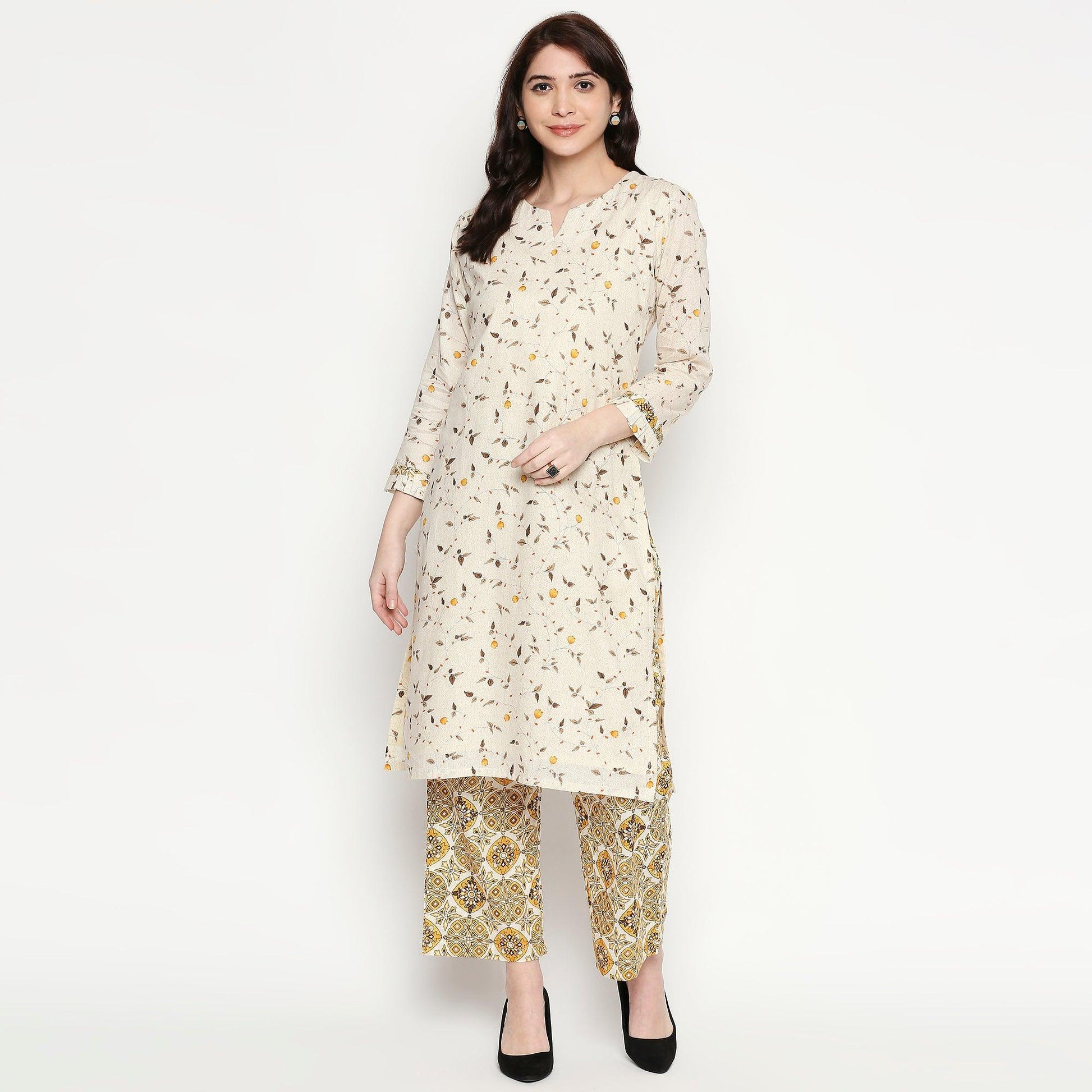 Captivating White Colored Casual Wear Printed Cotton Kurti-Palazzo Set