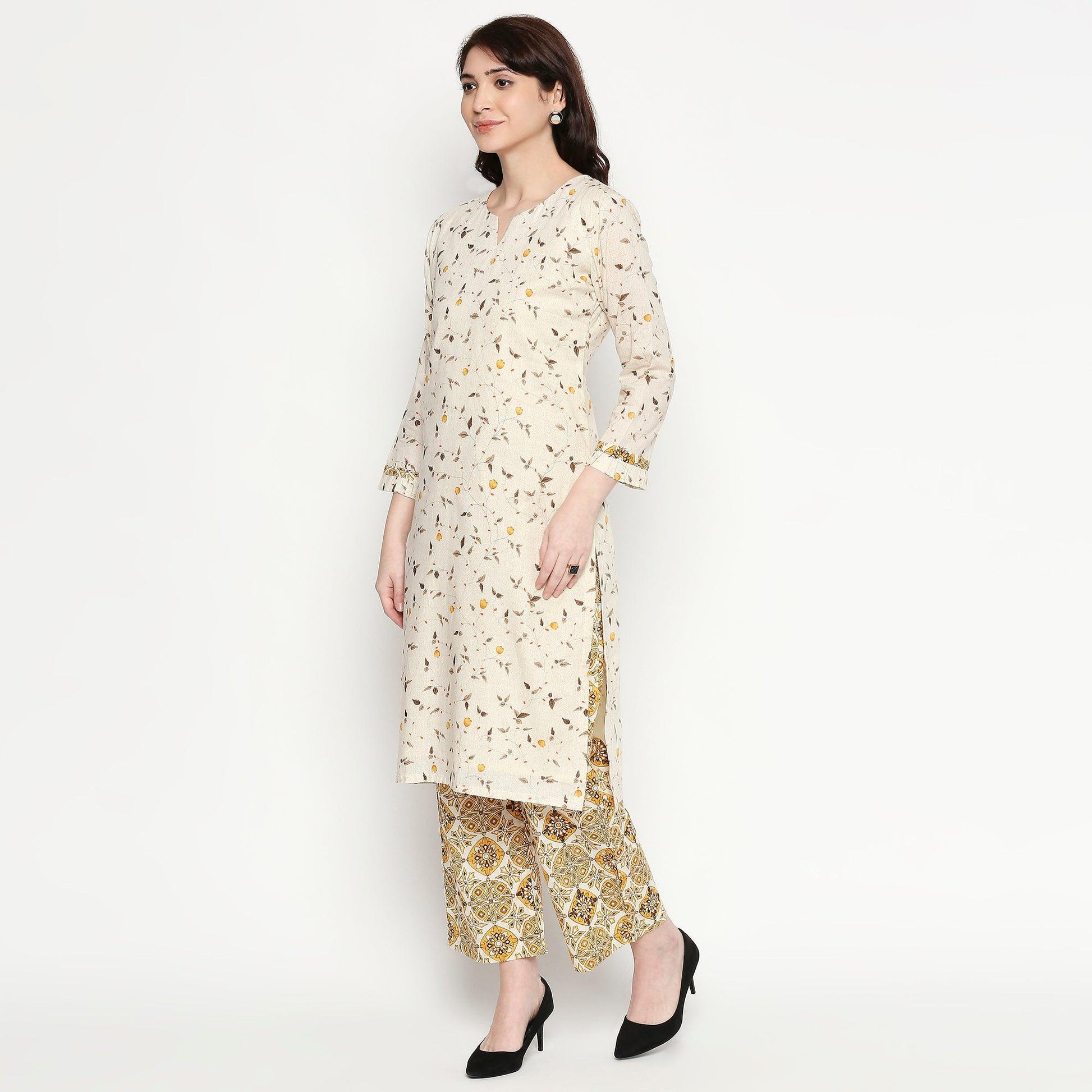 Captivating White Colored Casual Wear Printed Cotton Kurti-Palazzo Set