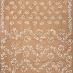Beige Sungudi Cotton Saree With Floral Motifs