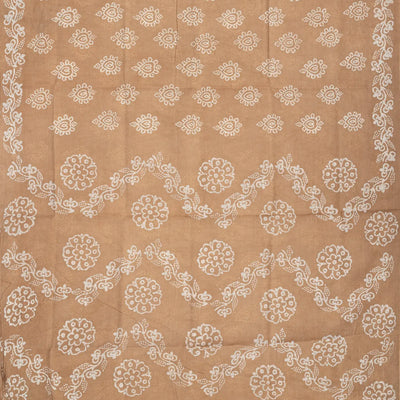 Beige Sungudi Cotton Saree With Floral Motifs