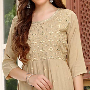 Chikoo Embroidered Cotton Blend Kurti