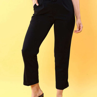 Women Tapered Pleated Pant With Belt