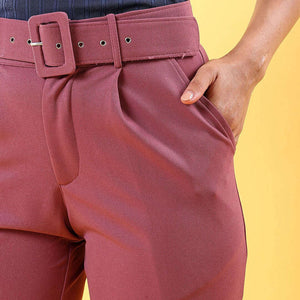 Women Tapered Pleated Pant With Belt