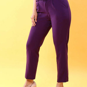 Women Tapered Pleated Pant With Belt