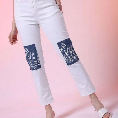 Women Straight Fit Jeans