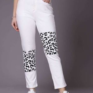 Women Straight Fit Jeans