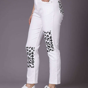 Women Straight Fit Jeans