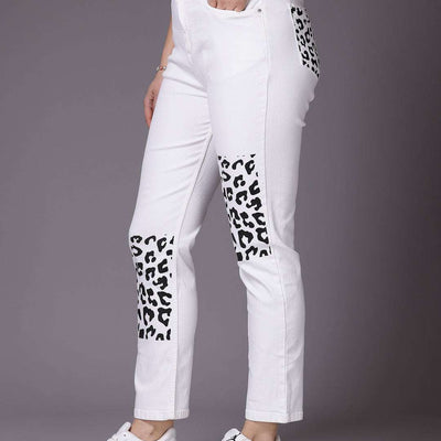 Women Straight Fit Jeans