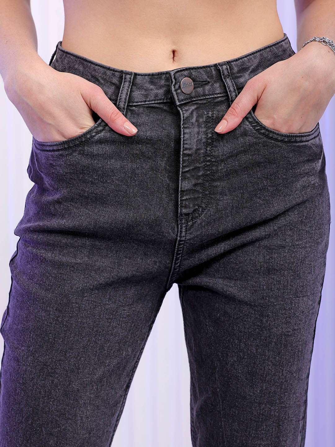 Women Straight Fit Jeans