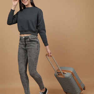 Women's Solid Regular Fit Sweatshirt