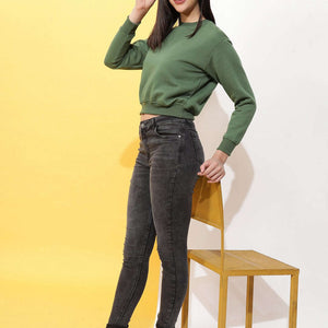 Women's Solid Regular Fit Sweatshirt