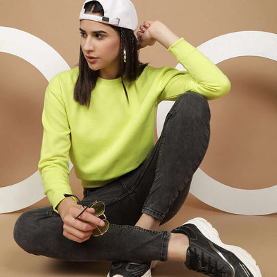 Women's Solid Regular Fit Sweatshirt